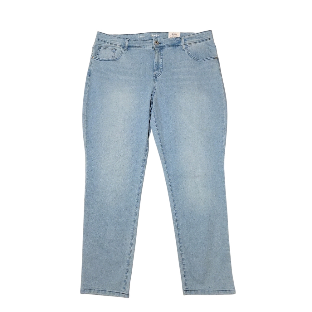 Style & Co Midrise Slim Leg Jean Size 18